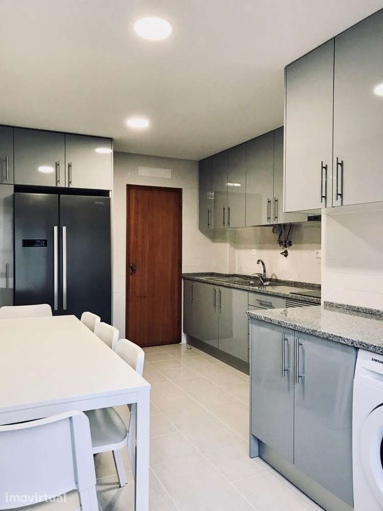 Quarto Centro de Mem-Martins - Grande imagem: 5/8