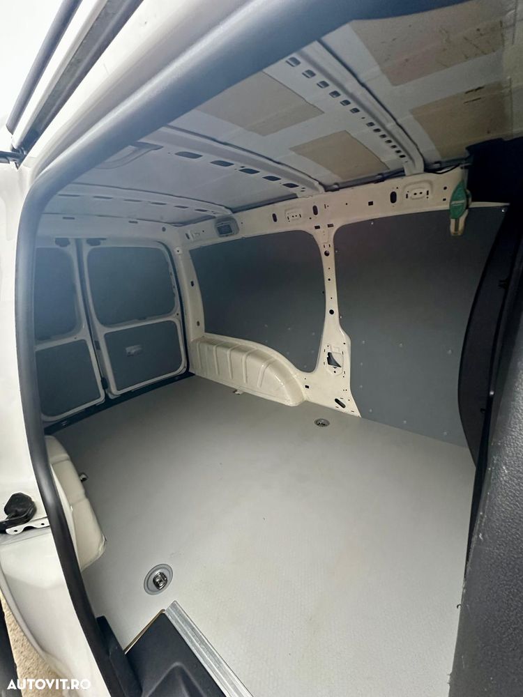 Volkswagen Caddy - 6