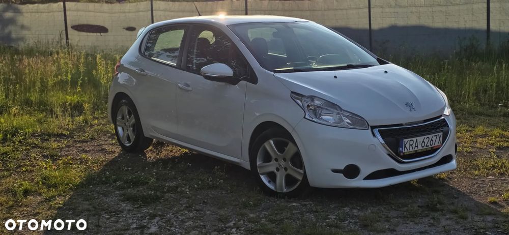 Peugeot 208 1.6 e-HDi Active STT - 1