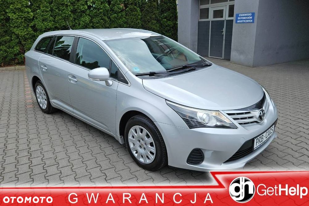 Toyota Avensis 1.6 Comfort - 1