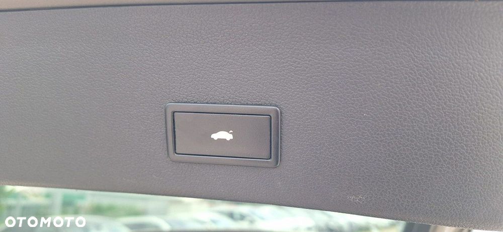 Audi A4 Allroad - 11