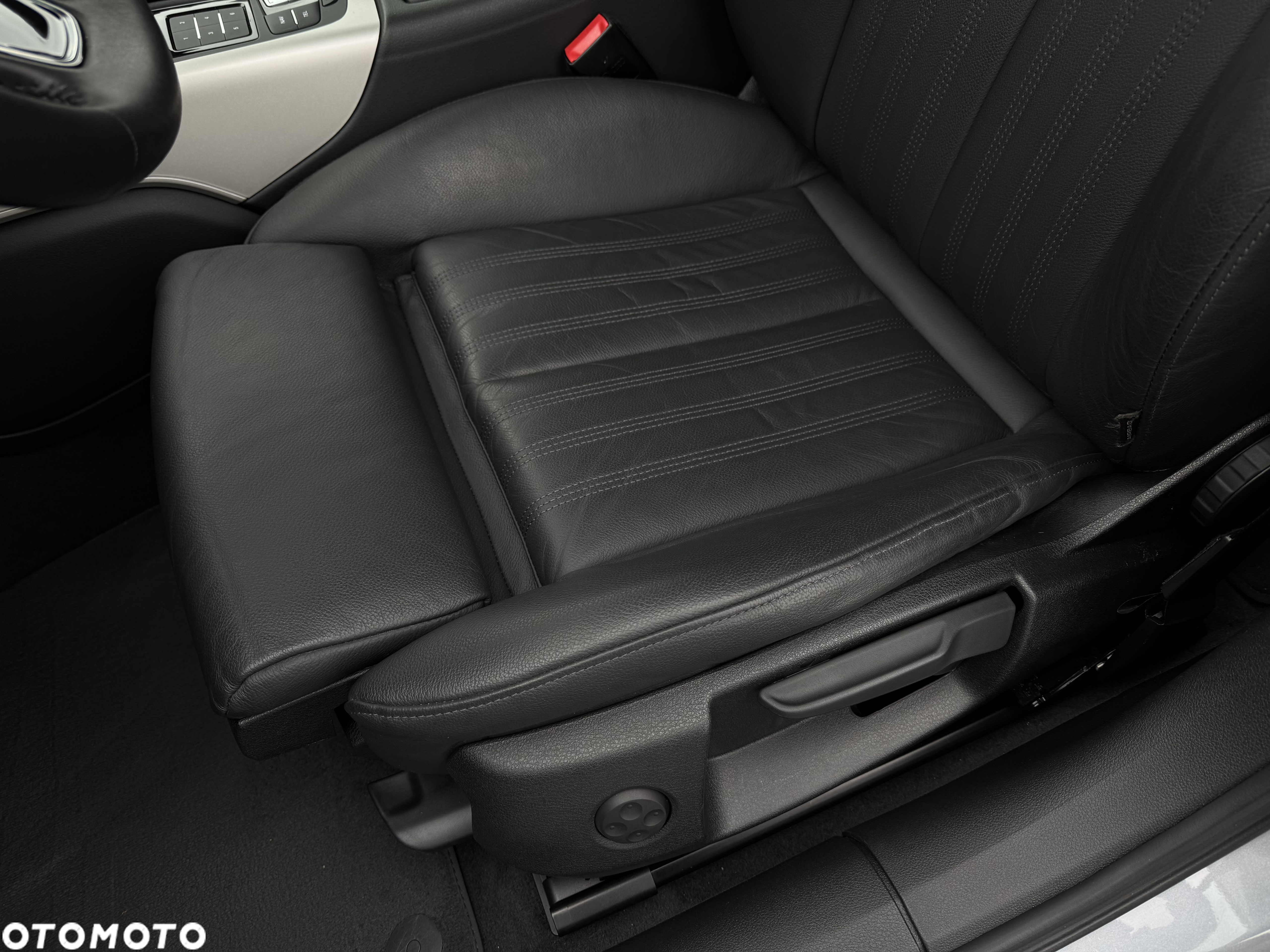 Audi A6 Avant 2.0 TDI Ultra S tronic - 15