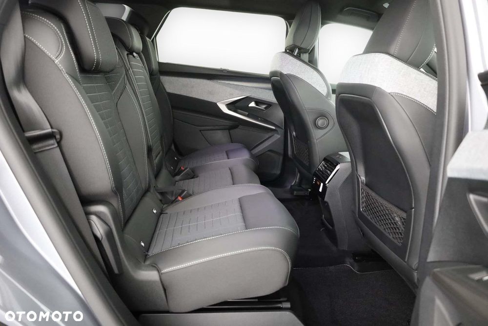 Peugeot 5008 1.2 PureTech mHEV GT S&S e-DCS6 - 8