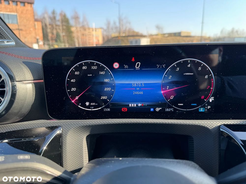 Mercedes-Benz CLA 200 mHEV AMG Line 7G-DCT - 23