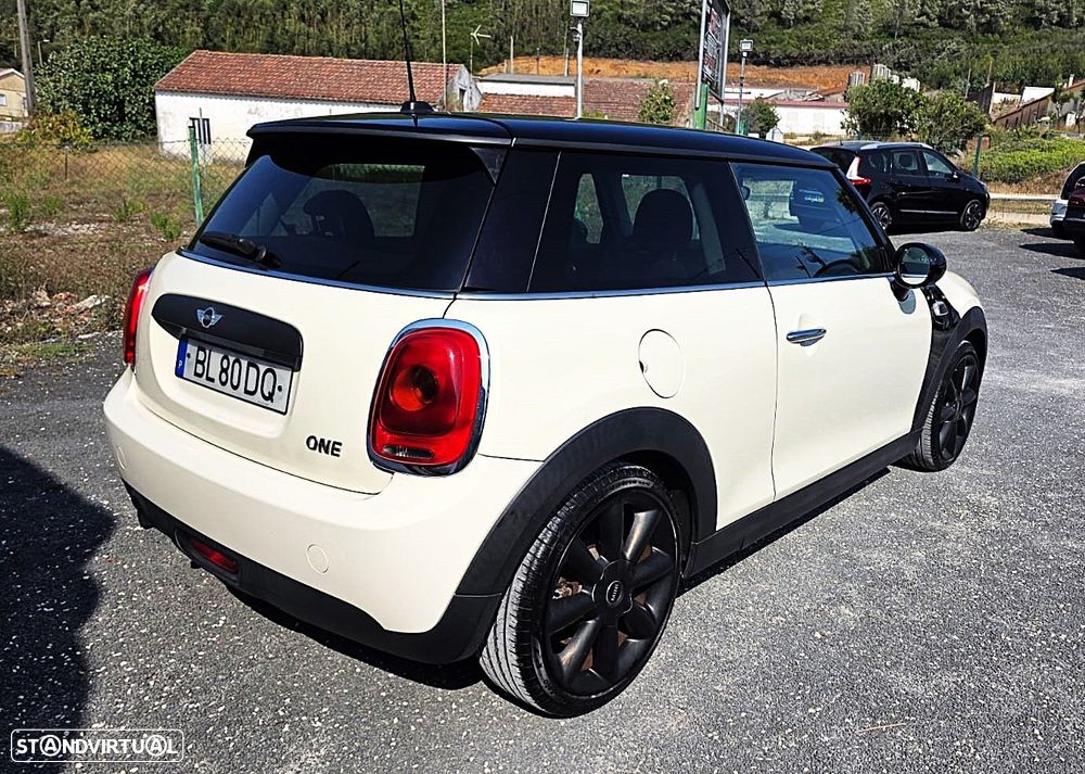 MINI 3 Portas - 6