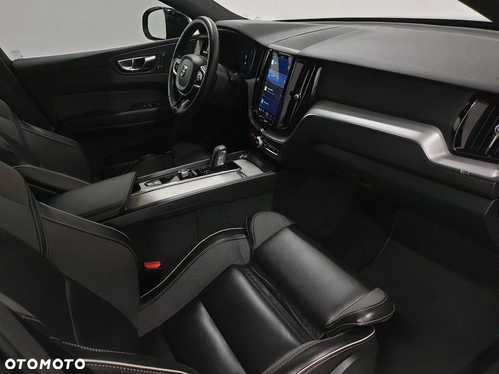 Volvo XC 60 B4 D Geartronic RDesign - 22