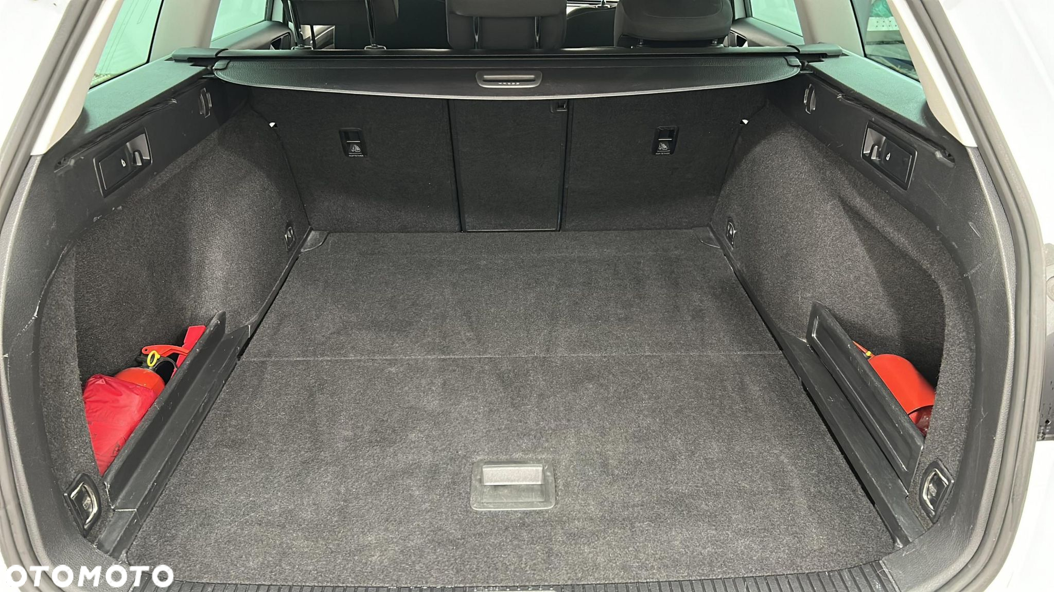 Volkswagen Passat - 10