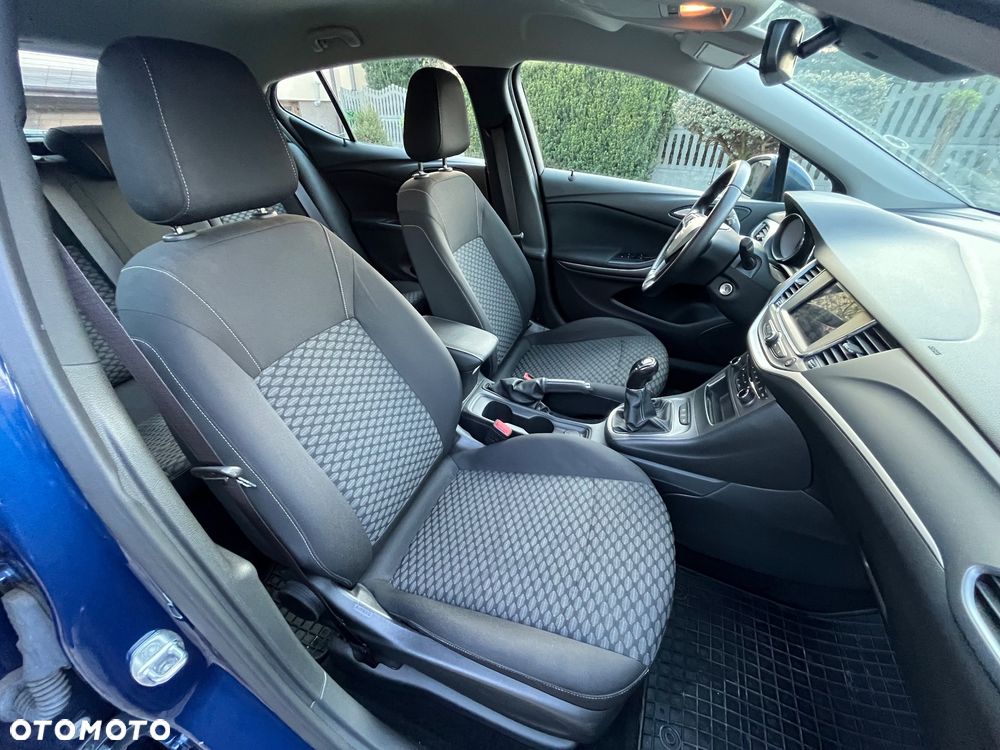 Opel Astra - 25