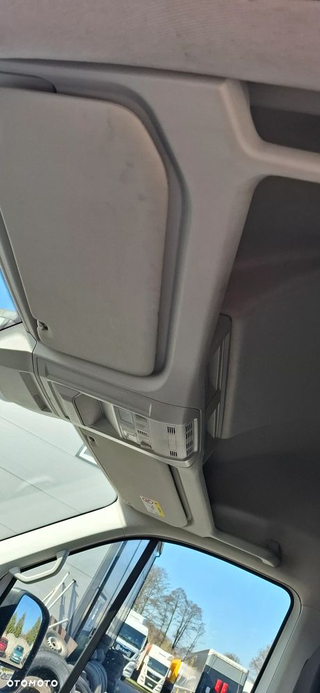 Volkswagen Crafter - 18