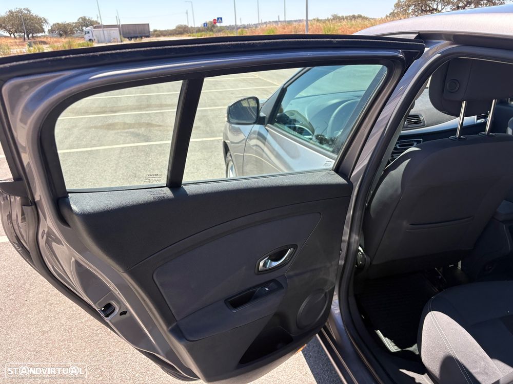 Renault Mégane dCi 110 FAP Dynamique - 18