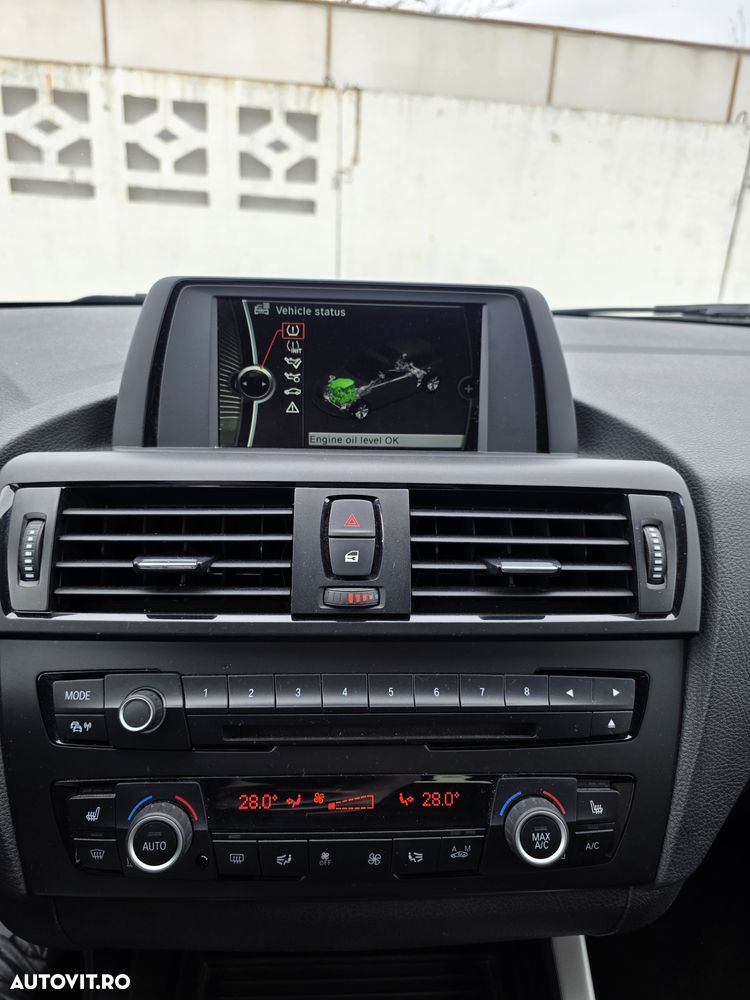 BMW Seria 1 116i Sport Line - 31