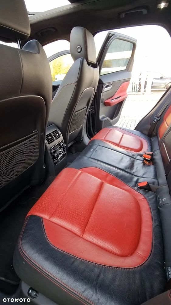 Jaguar F-Pace 35t AWD R-Sport - 13