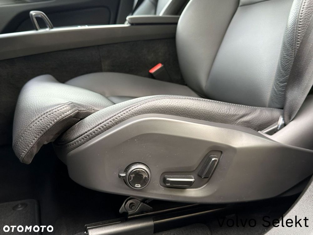 Volvo XC 60 - 24