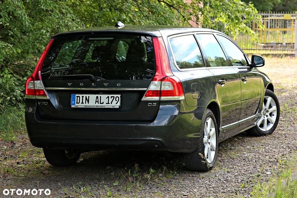 Volvo V70 D3 Geartronic Kinetic - 13
