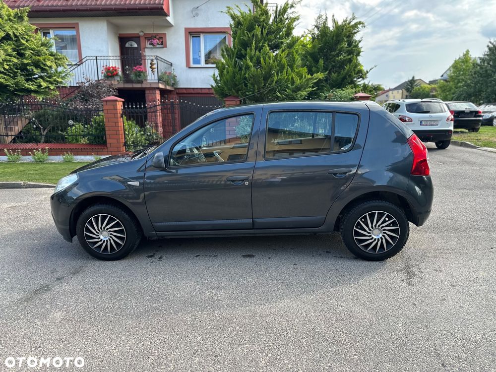 Dacia Sandero - 5