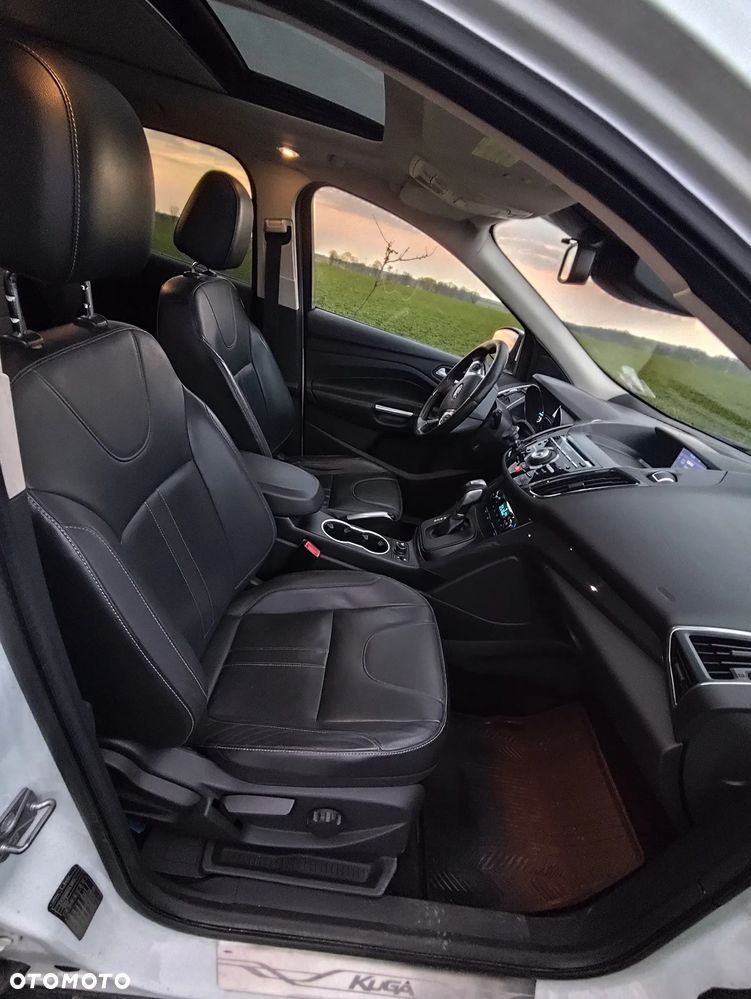 Ford Kuga 2.0 TDCi 4x4 Titanium - 5
