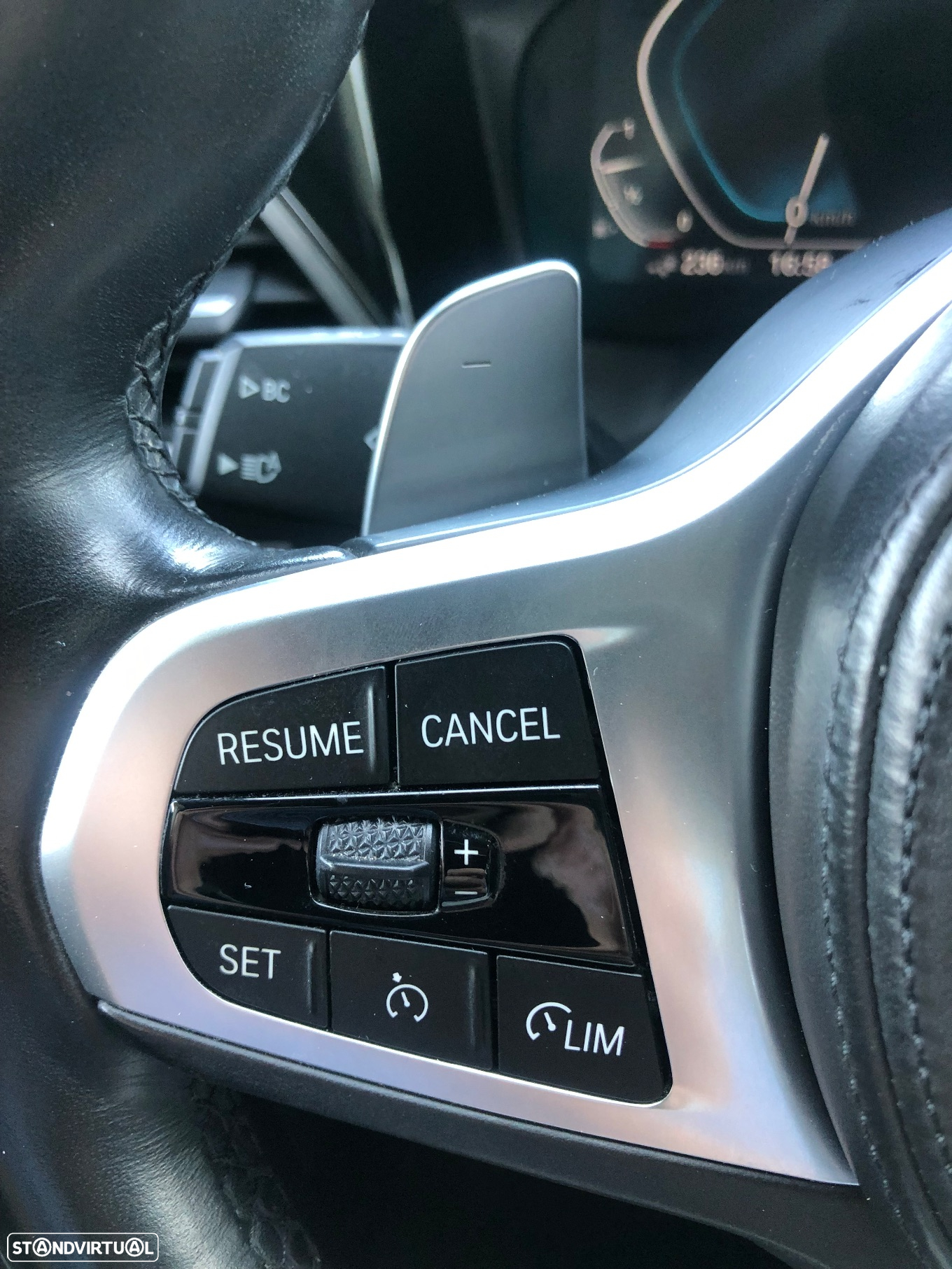 BMW 330 e Pack M Auto - 56