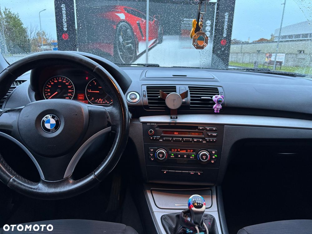 BMW Seria 1 118d - 6