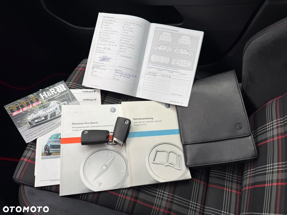 Volkswagen Golf GTI Performance BlueMotion Technology DSG - 40