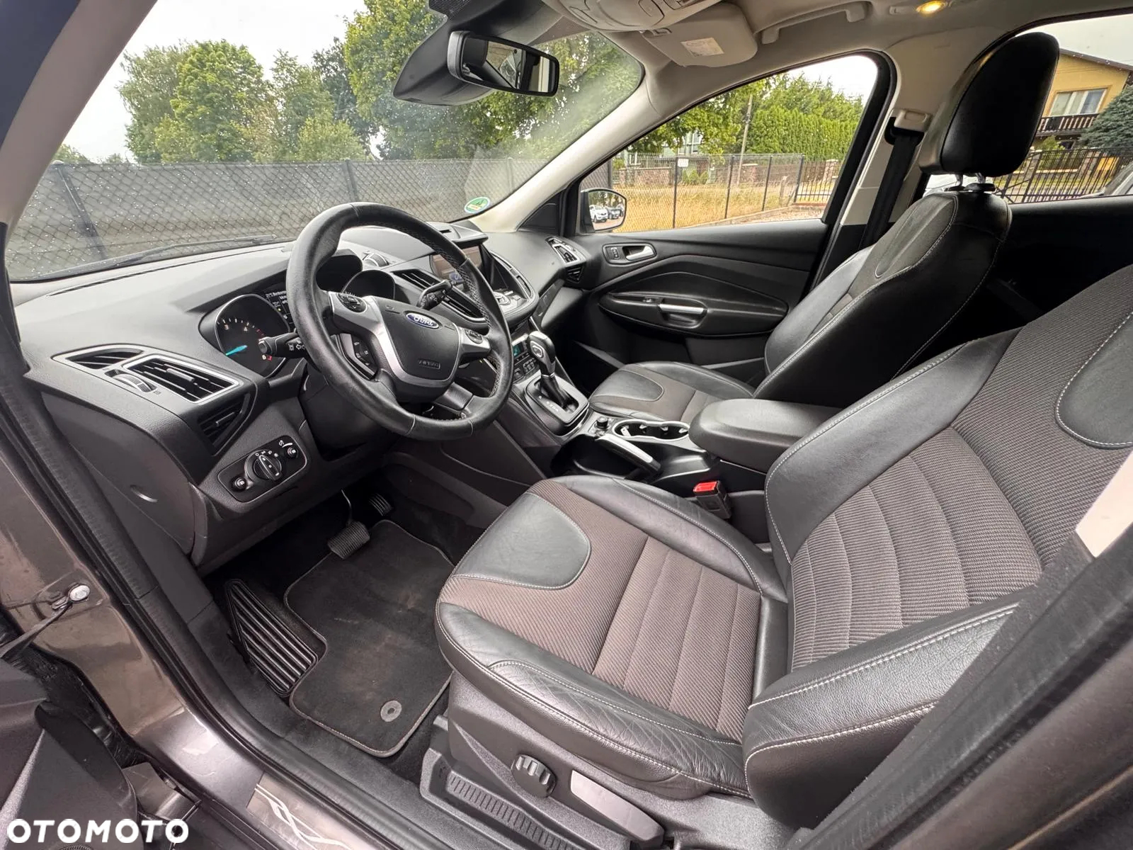 Ford Kuga 2.0 TDCi 4x4 Individual - 11