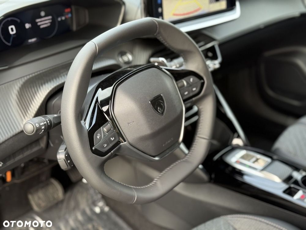 Peugeot 2008 - 10