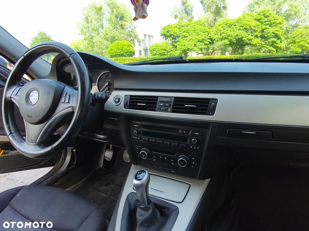 BMW Seria 3 316d - 8