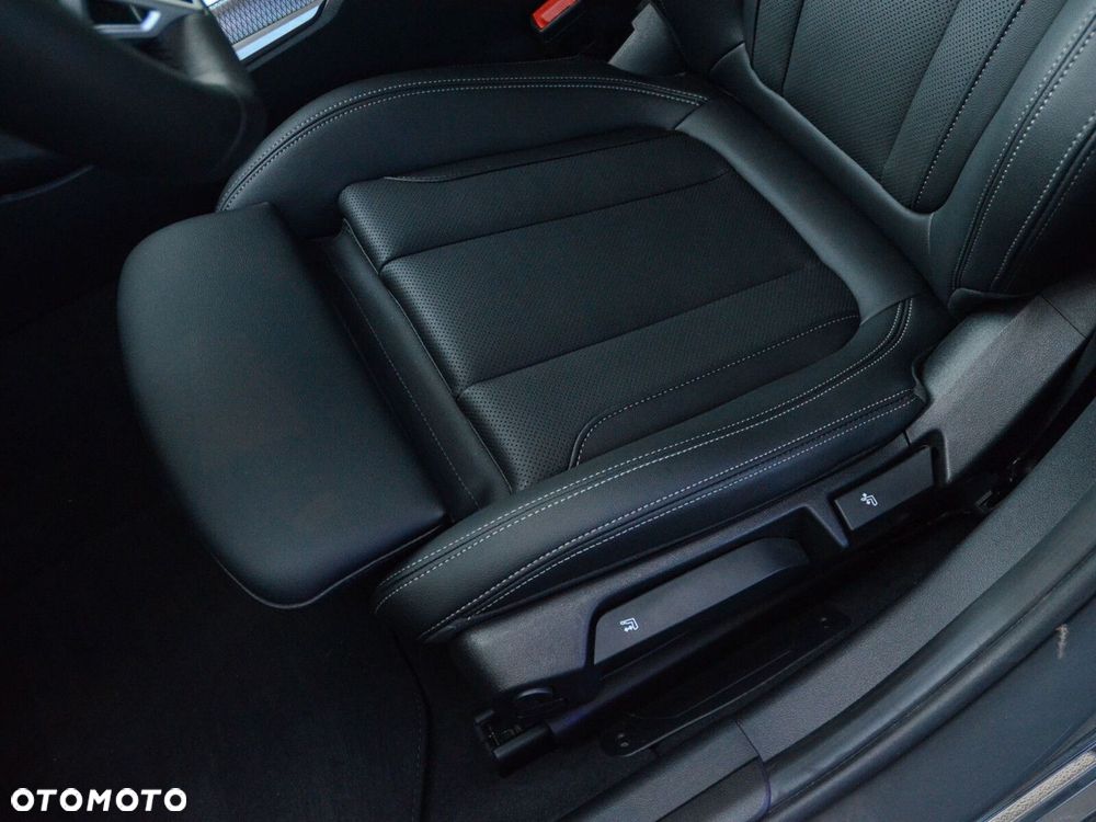 BMW Seria 3 - 21