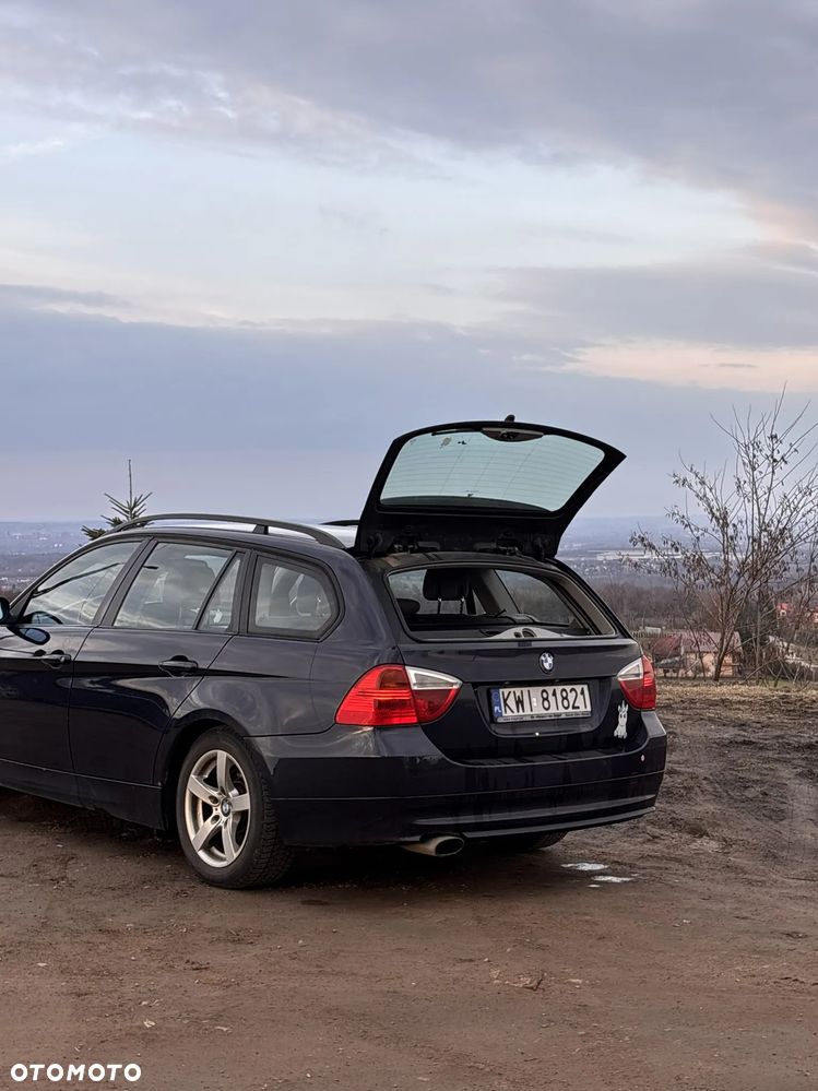 BMW Seria 3 320d - 5