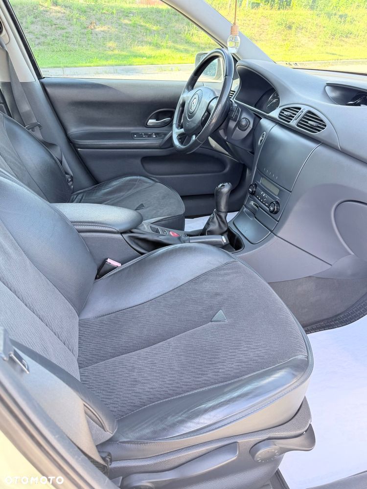 Renault Laguna - 8