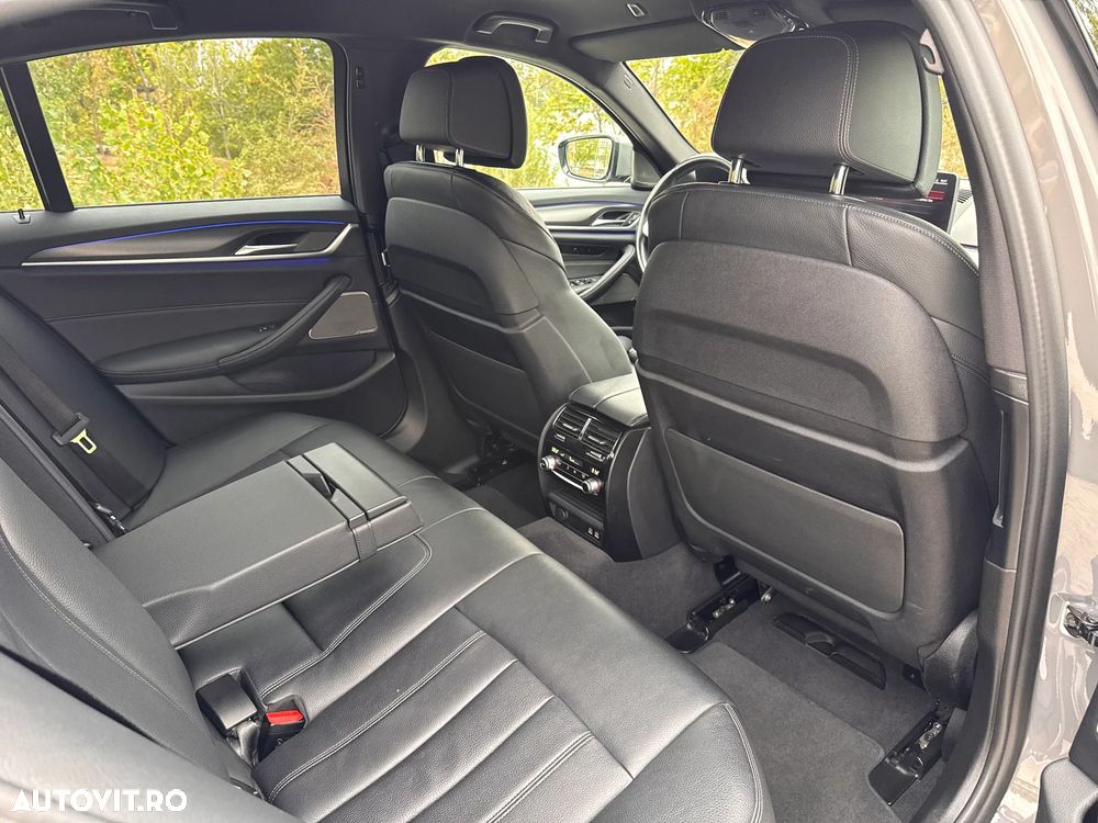 BMW Seria 5 520d Aut. M Sport Edition - 23