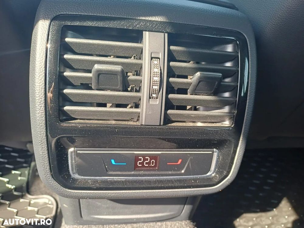 Volkswagen Passat - 10