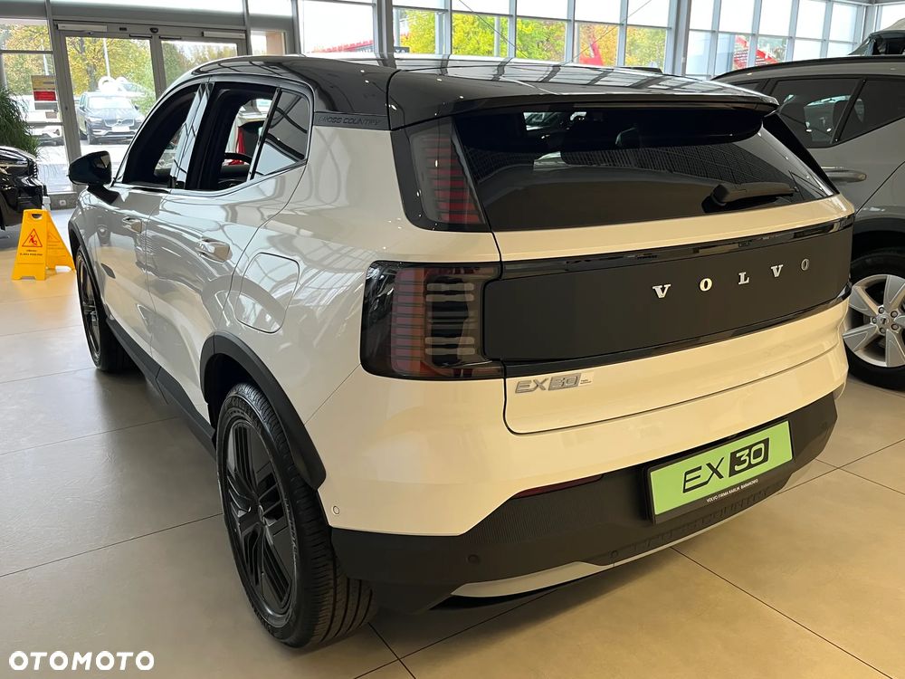 Volvo EX30 69kWh Twin Motor Ultra - 6