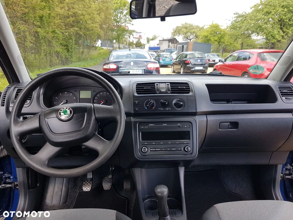 Skoda Fabia 1.2 HTP SPECIAL - 16