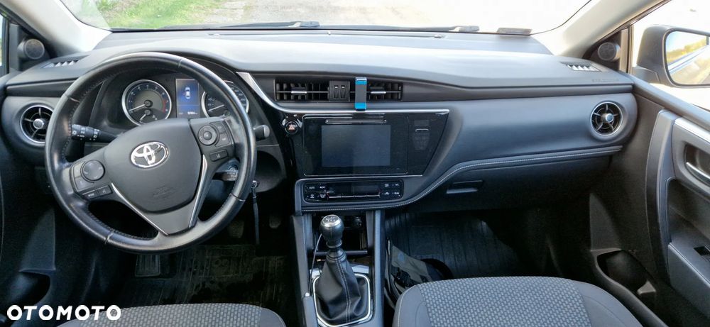 Toyota Corolla 1.6 Comfort - 4