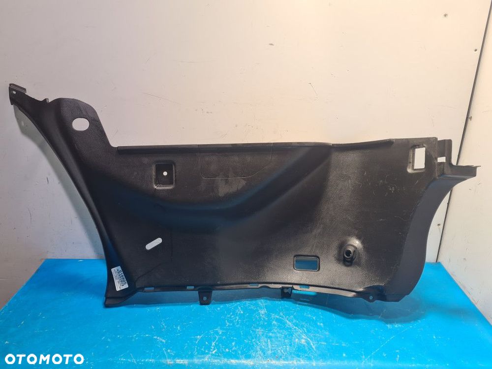 BOCZEK BAGAŻNIKA LEWY  SUBARU IMPREZA III GH - 1