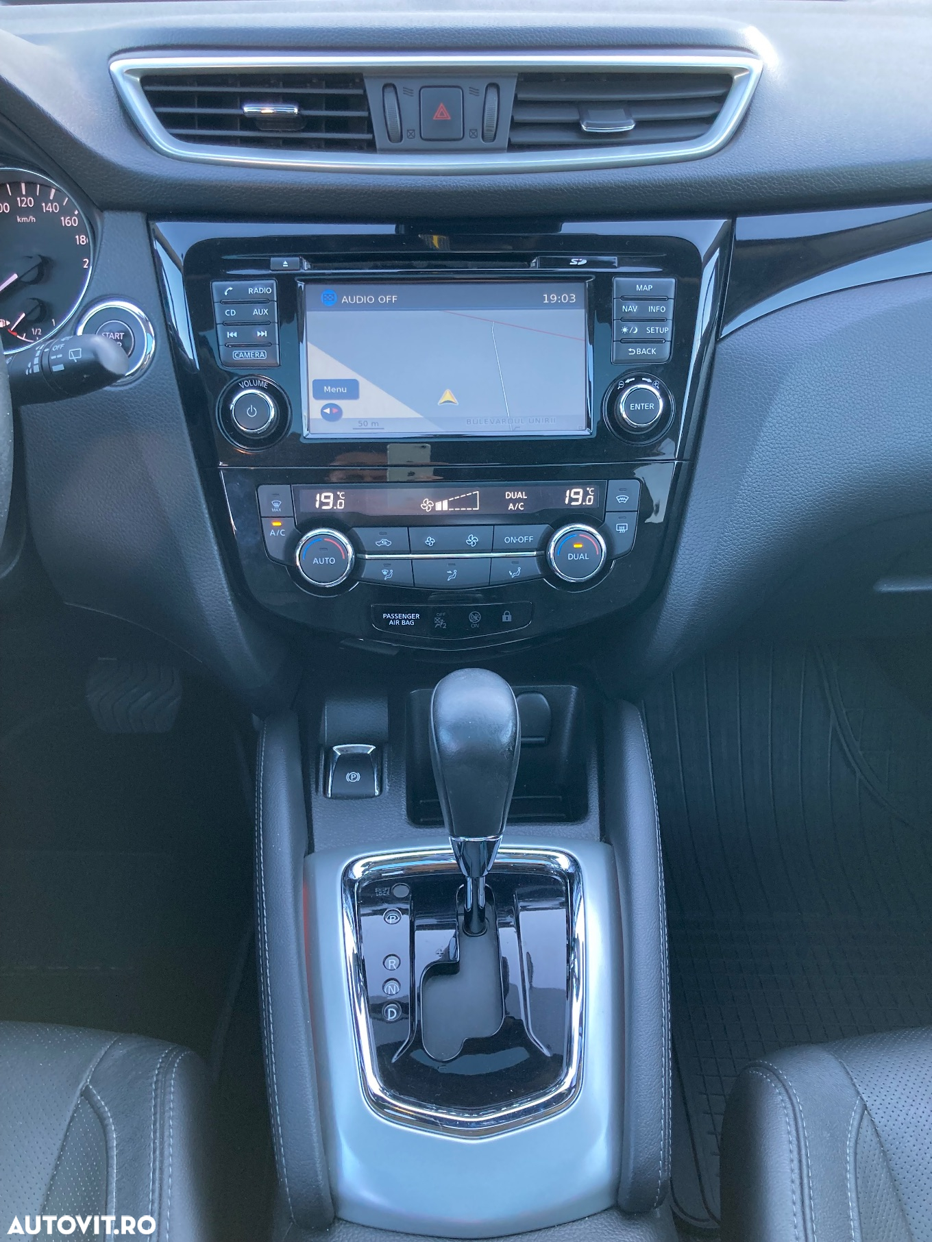 Nissan Qashqai 1.6 DCI Start/Stop X-TRONIC Tekna - 30