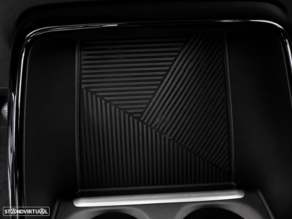 BMW iX2 eDrive20 - 29
