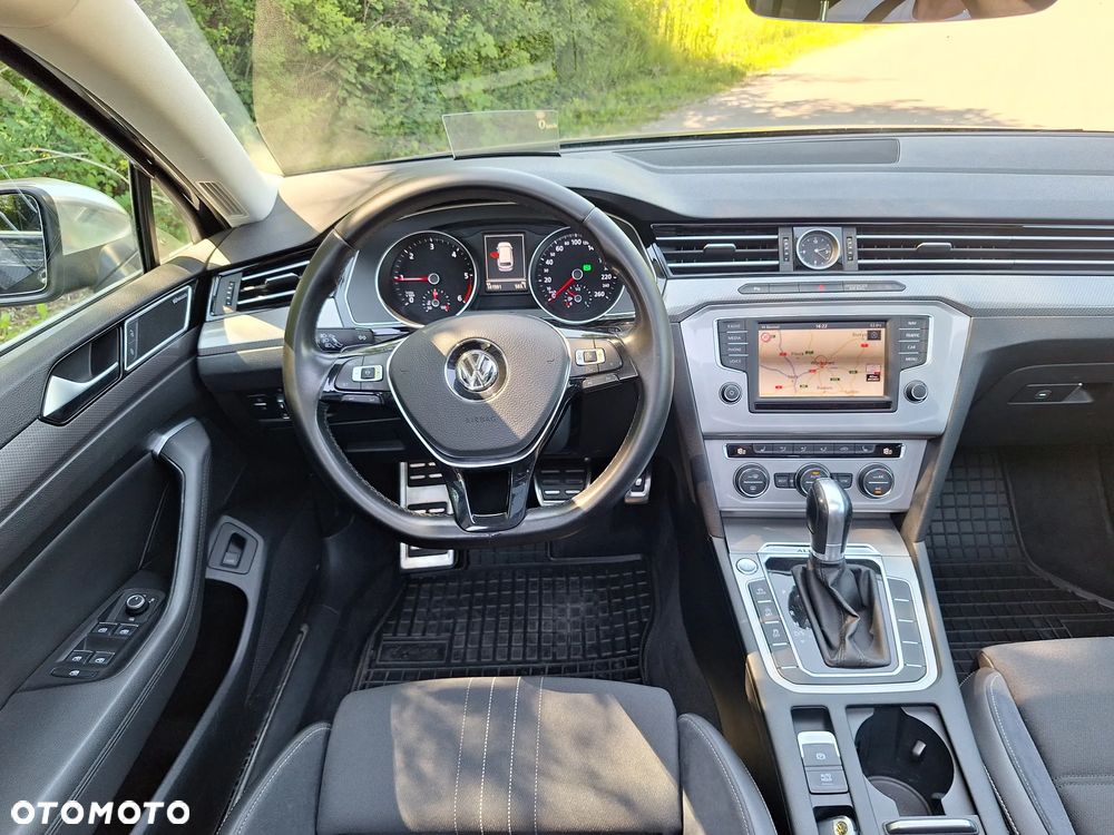 Volkswagen Passat Alltrack 2.0 TDI SCR 4Motion DSG (BMT) - 11