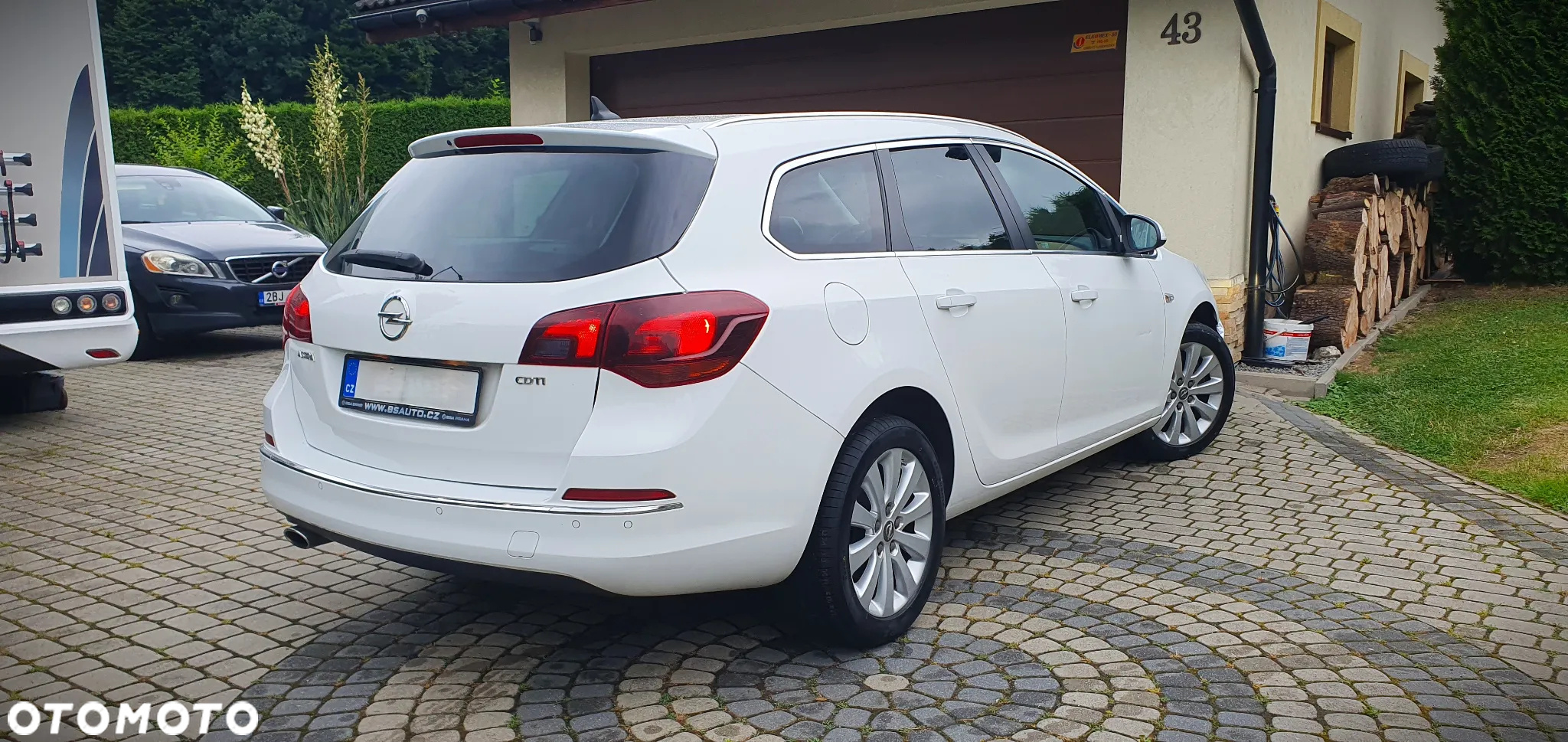 Opel Astra 2.0 CDTI Exklusiv - 29