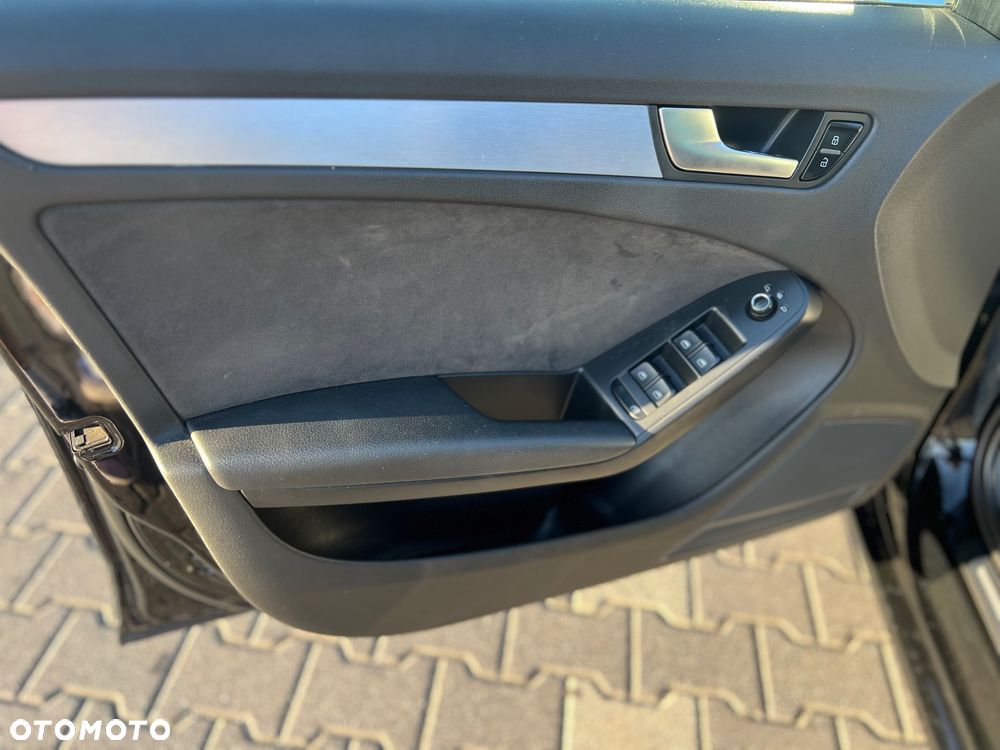 Audi A4 Avant - 16