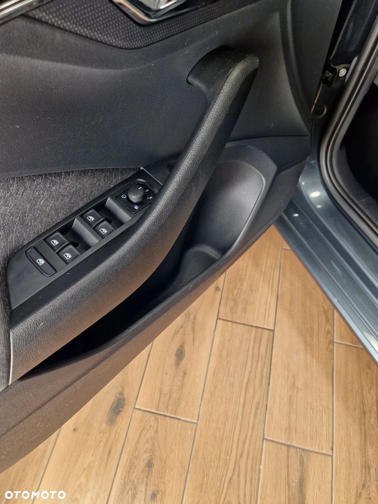 Skoda Scala 1.5 TSI DSG Clever - 30