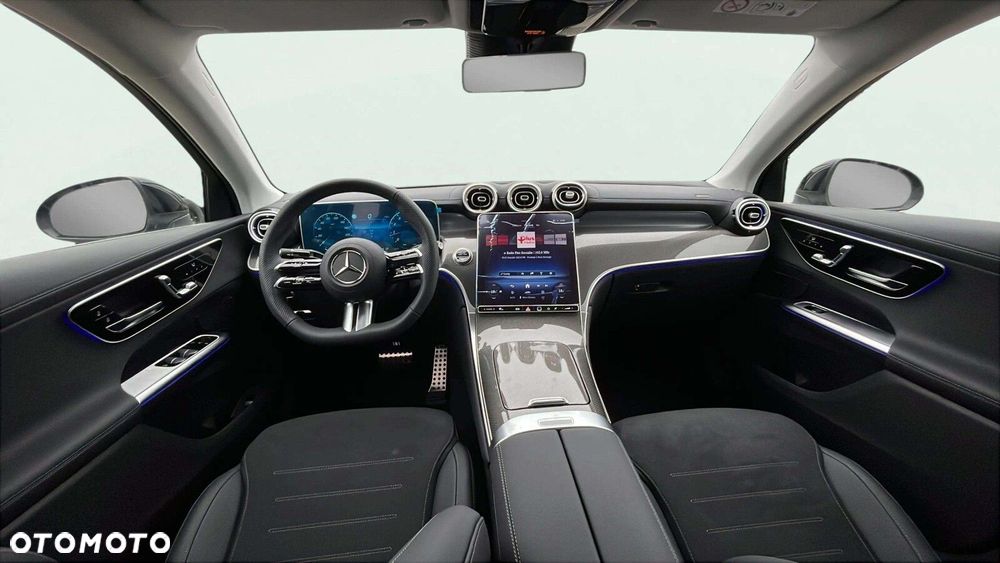 Mercedes-Benz GLC - 12
