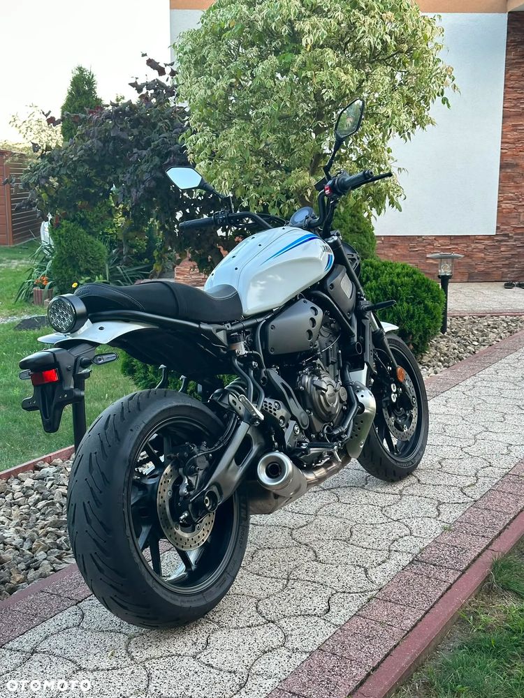 Yamaha XSR - 11