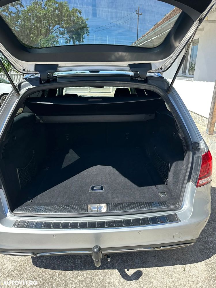 Mercedes-Benz E 220 BlueTEC 9G-TRONIC - 8