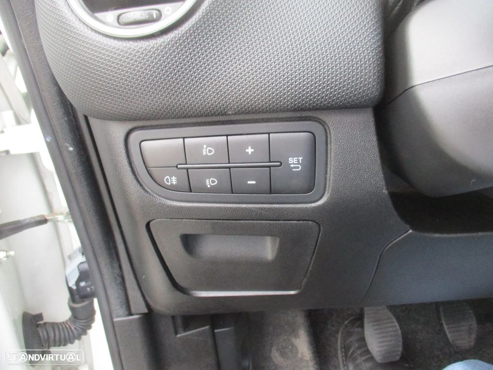 Fiat Punto 1.3 M-Jet Easy S&S - 17