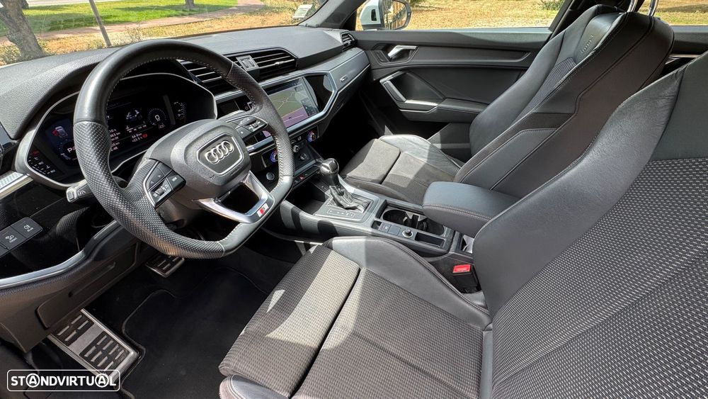 Audi Q3 - 22
