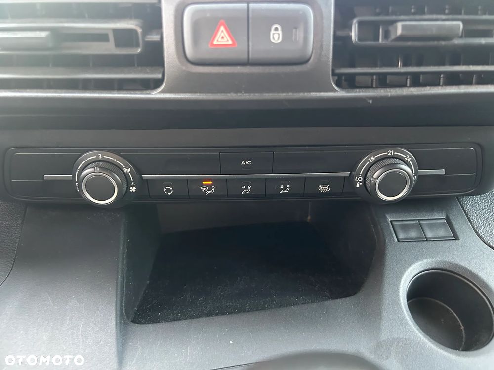 Toyota Proace City - 23