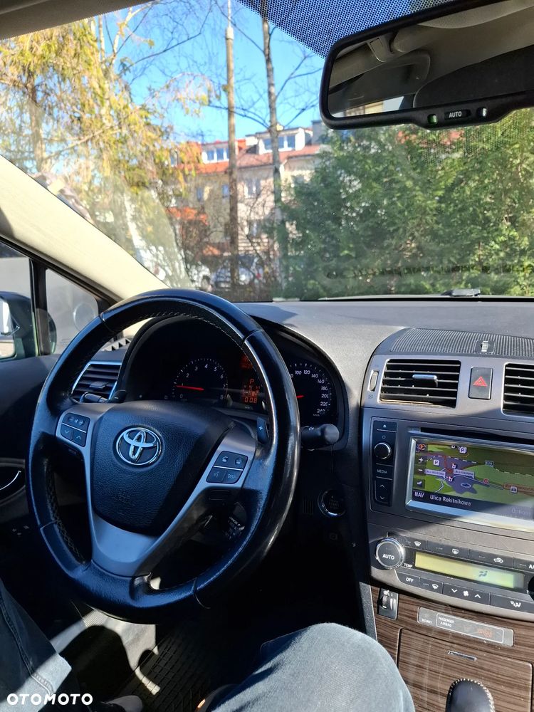 Toyota Avensis 1.8 Premium MS - 5