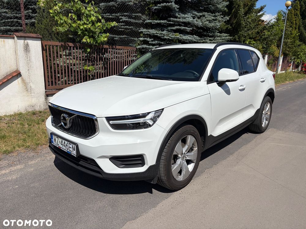 Volvo XC 40 T3 Momentum - 1