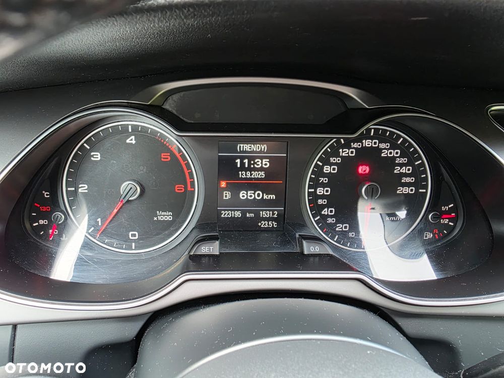 Audi A4 Limousine 2.0 TDI DPF S line Sportpaket - 12